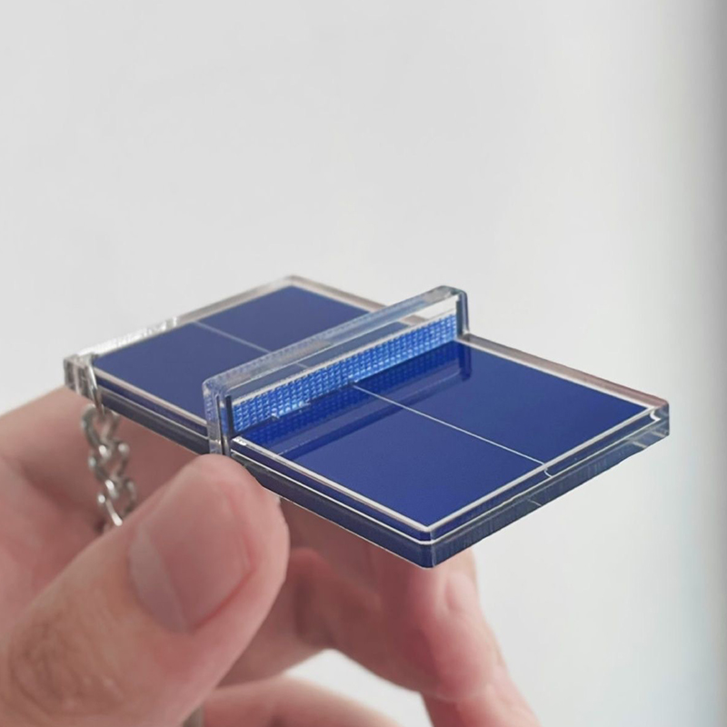 クリエイティブバドミントン掛け布団キーホルダー、メタルキーホ - Table Tennis Ranking のレビューと価格